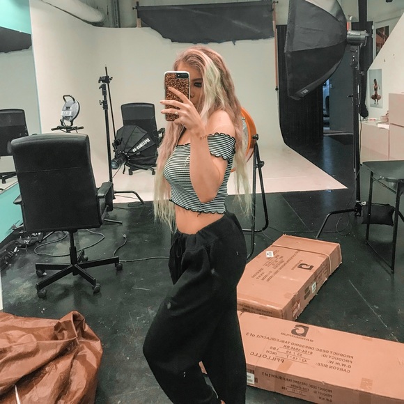 ☆ MEET THE SELLER - CHANDLER ☆ - Picture 14 of 16